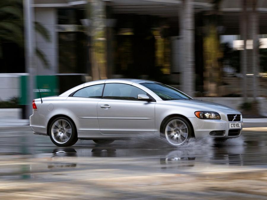  Volvo C70 T5 2005 года  (фото 24 из 93)